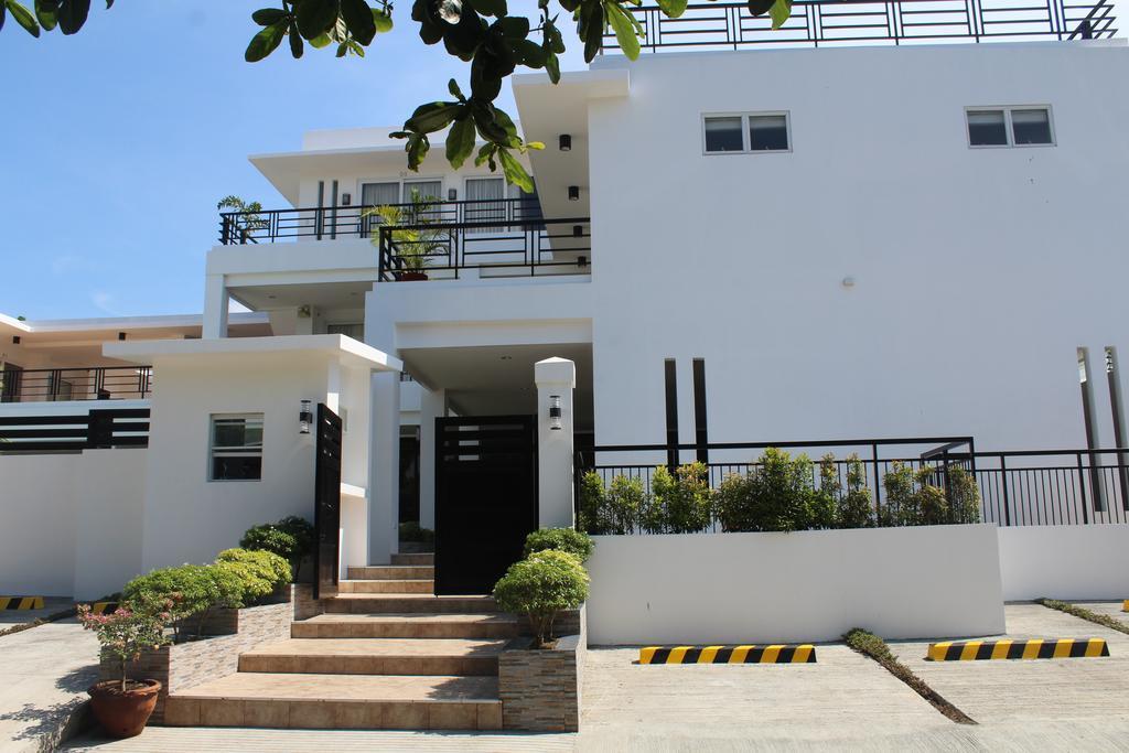 Be-Ing Suites Davao City Extérieur photo