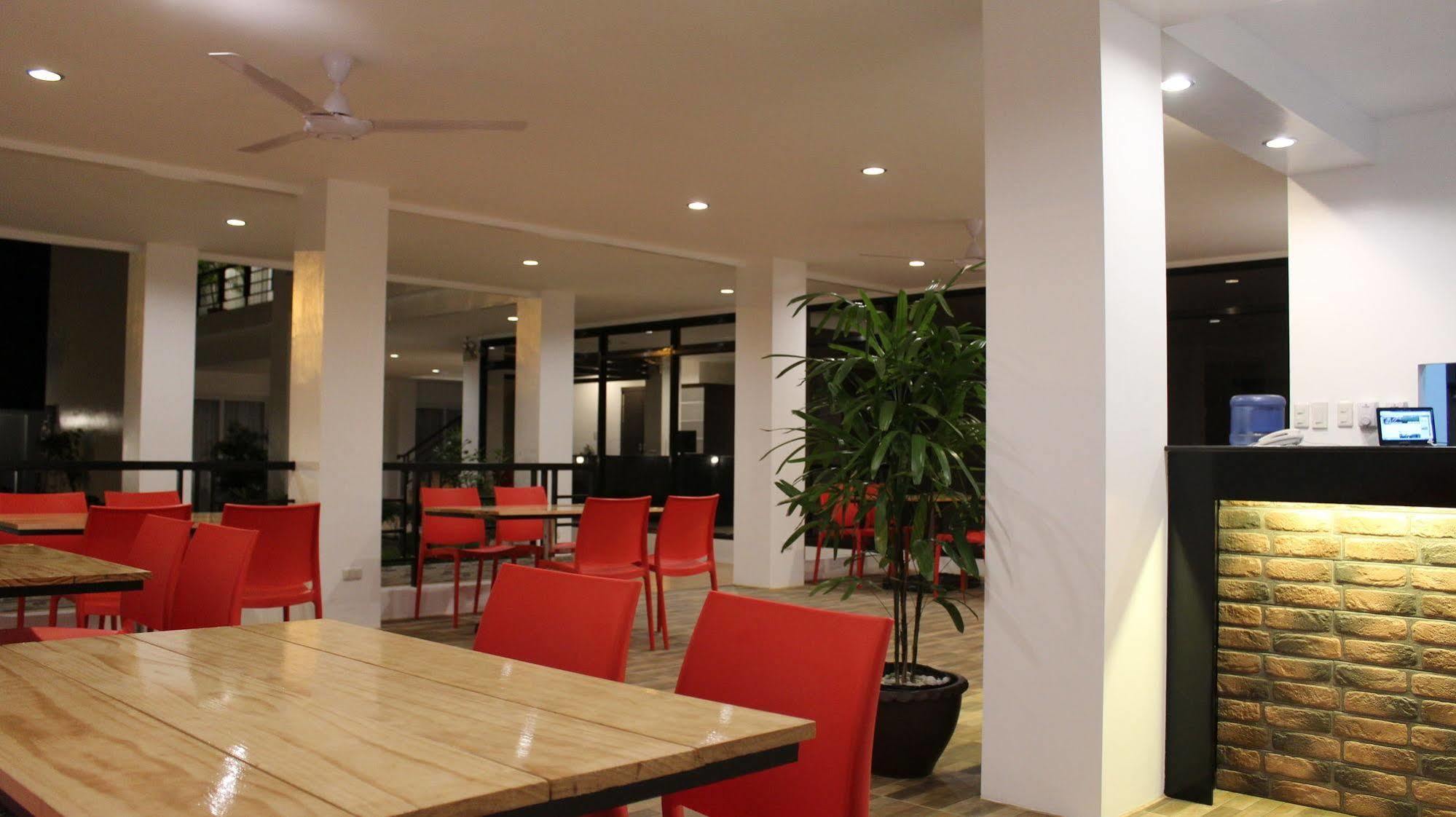 Be-Ing Suites Davao City Extérieur photo