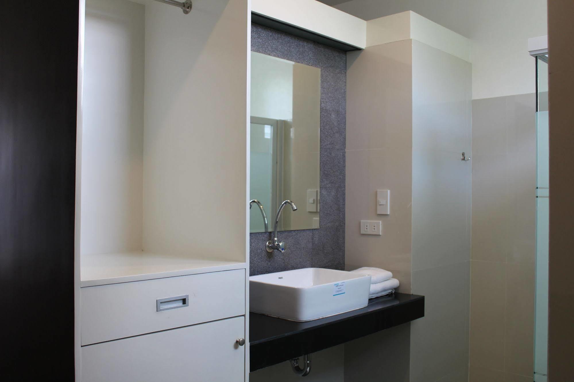 Be-Ing Suites Davao City Extérieur photo