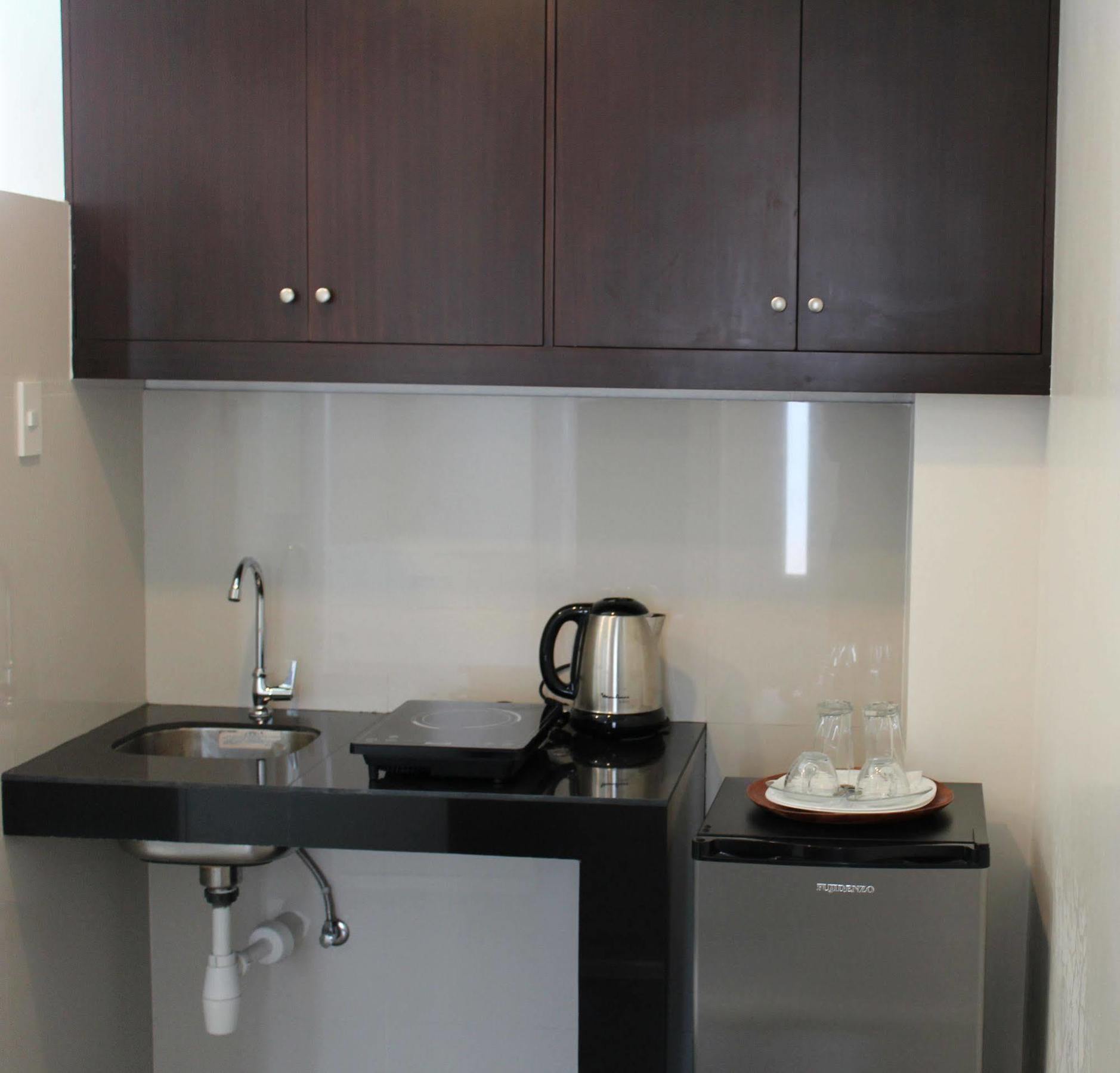 Be-Ing Suites Davao City Extérieur photo