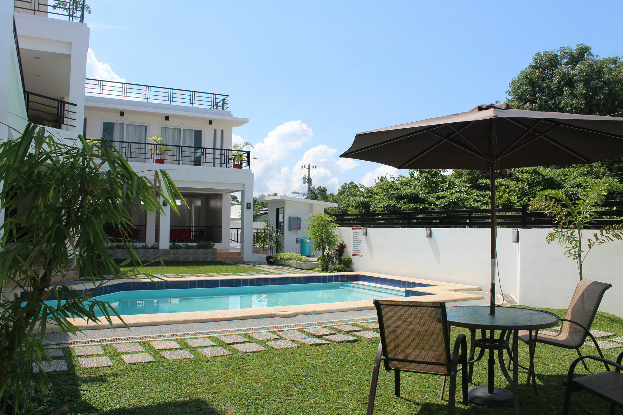 Be-Ing Suites Davao City Extérieur photo